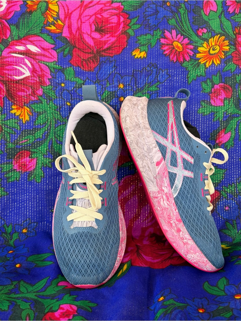 ASICS SNEAKERS